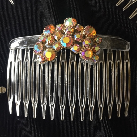 Vintage Aurora Borealis Bridal Haircomb - Picture 3 of 7